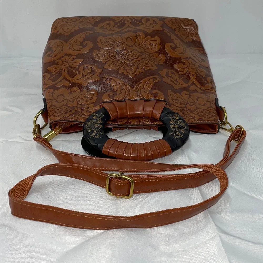 EMBOSSED PATTERN HANDBAG WITH SHOULDER STRAP FTL-03-119